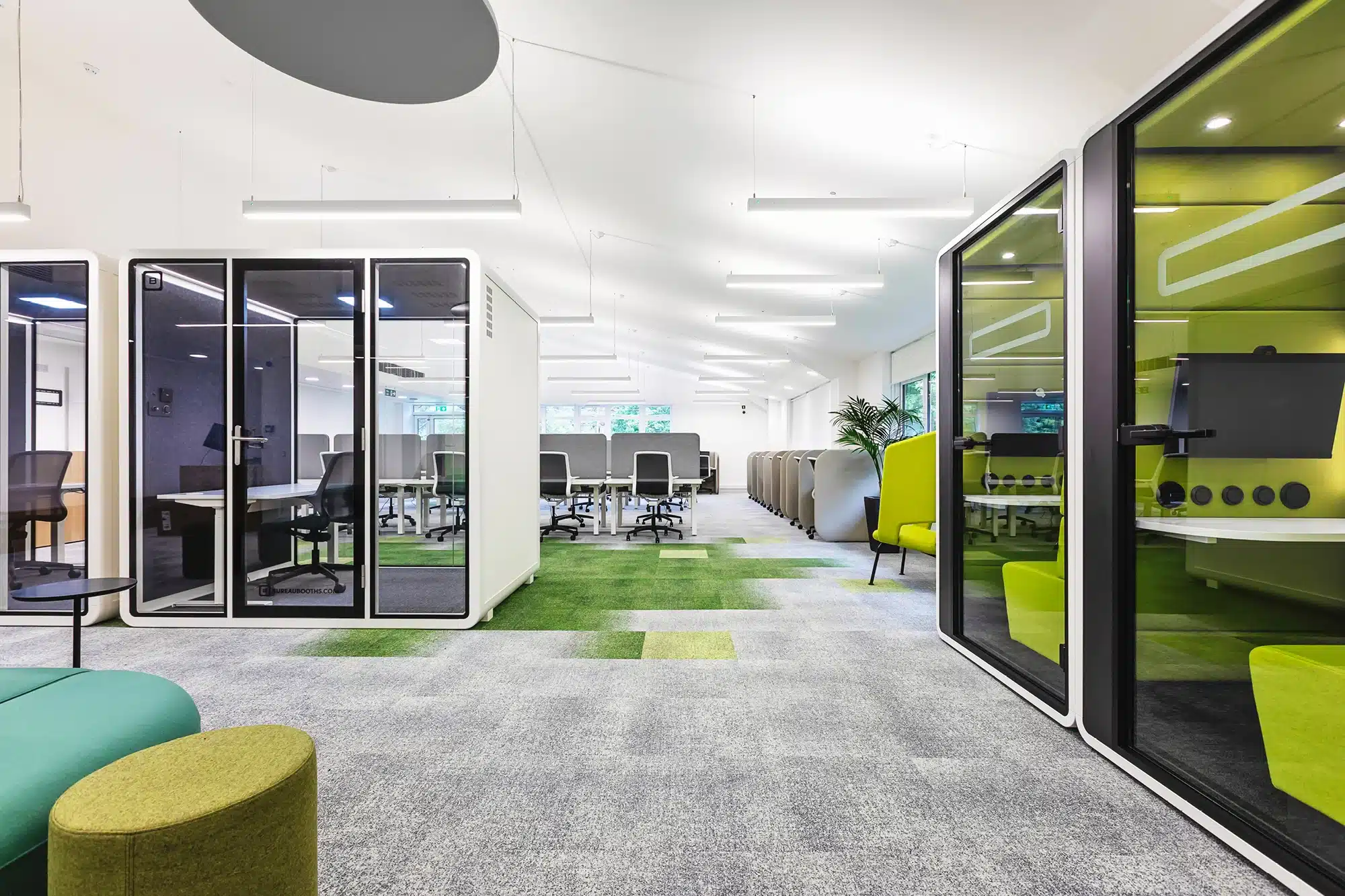 Oneschool Global's new office space designed by Spectrum