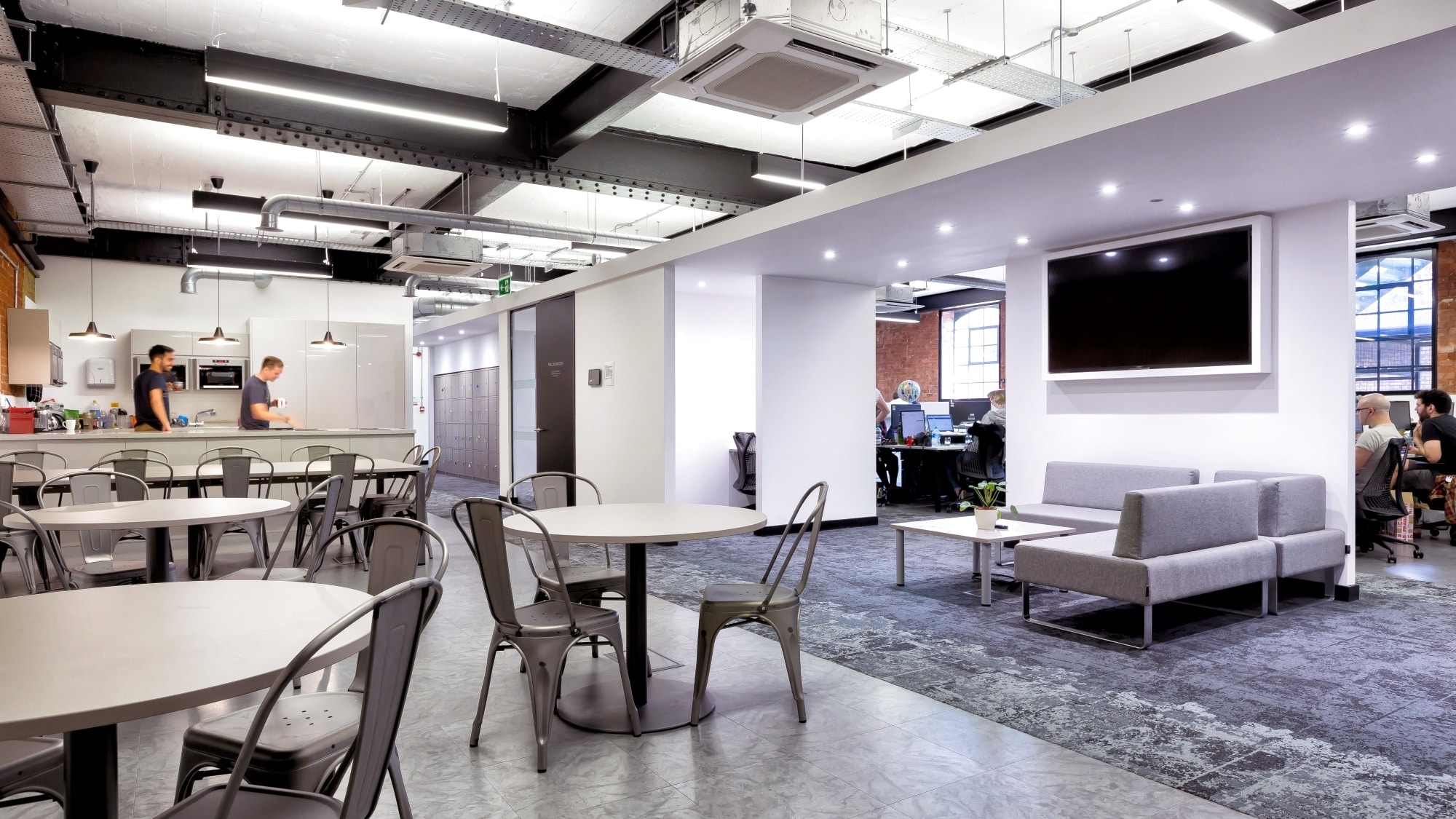 SportPursuit's workplace, designed by Spectrum